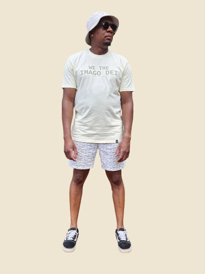 butter tee on make model with bucket hat